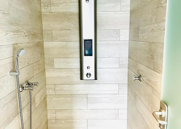 Apartment Buere Blick Mit Pool & Sauna Direkt Im Skigebiet Winterberg, Ski, Bike, Golf *