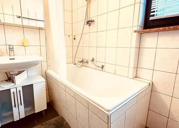 Buere Blick Mit Pool & Sauna Direkt Im Skigebiet Winterberg, Ski, Bike, Golf Apartment *